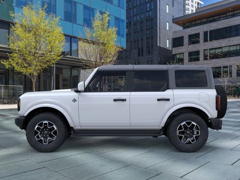 New 2026 Ford Bronco Outer Banks AWD/4WD image 3