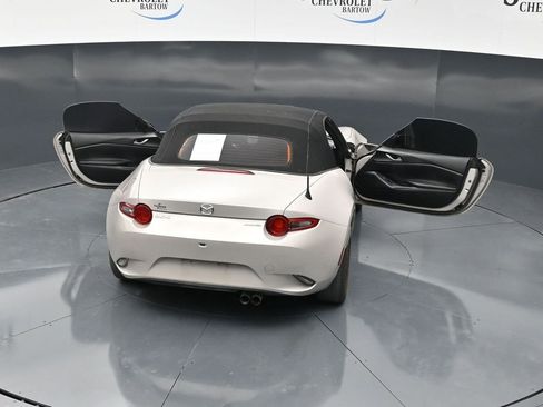 Used 2022 MAZDA MX-5 Miata Sport RWD image 26