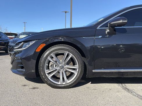 Used 2022 Volkswagen Arteon SE image 9