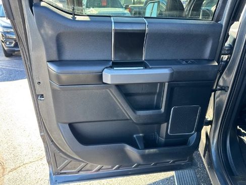 Used 2019 Ford F150 Platinum w/ Equipment Group 701A Luxury image 12