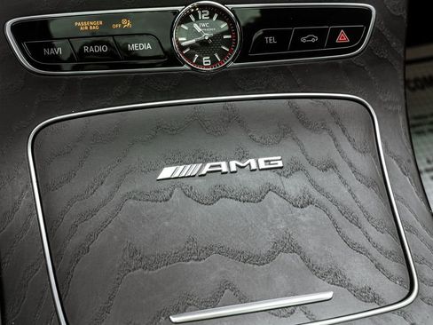 Used 2019 Mercedes-Benz E 63 AMG S image 28