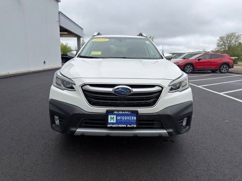 Used 2022 Subaru Outback Touring XT AWD/4WD image 2