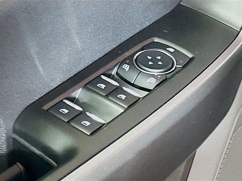 New 2025 Ford F250 XLT image 18