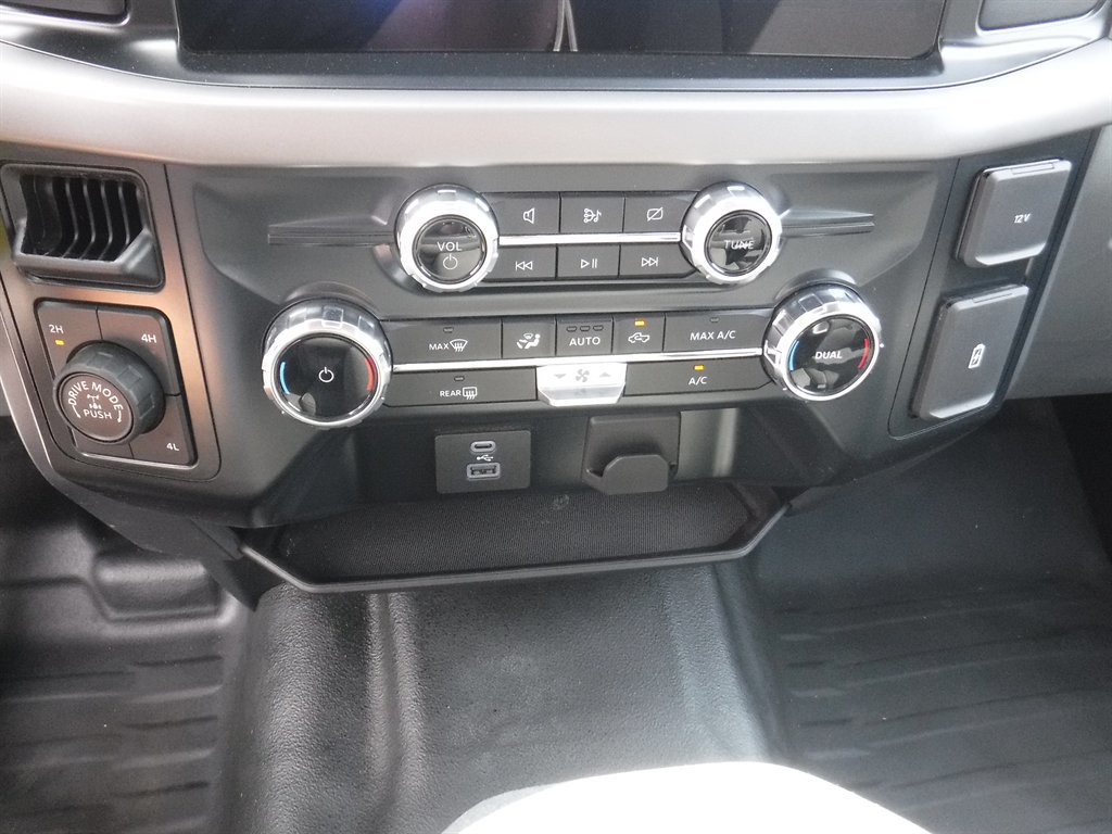 Used 2024 Ford F150 XLT w/ FX4 Off-Road Package AWD/4WD image 18