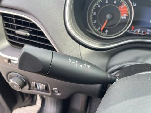 Used 2021 Jeep Cherokee Trailhawk w/ Technology Group AWD/4WD image 29