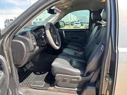 Used 2013 Chevrolet Silverado 1500 LT RWD image 8