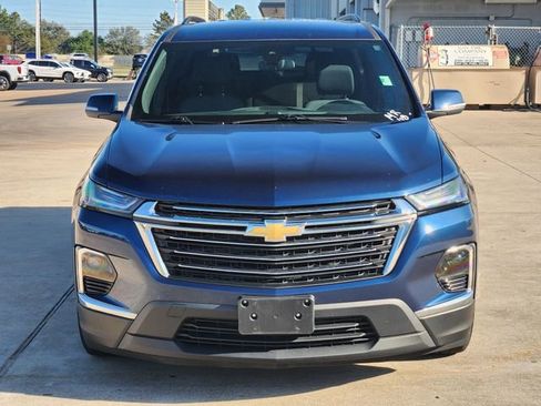 Used 2023 Chevrolet Traverse LT w/ LPO, Floor Liner Package image 2