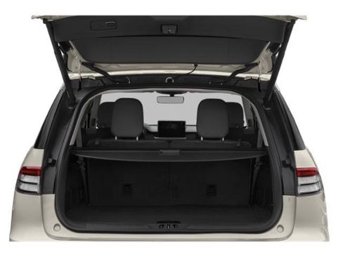 Used 2021 Lincoln Aviator Reserve w/ Equipment Group 201A image 11