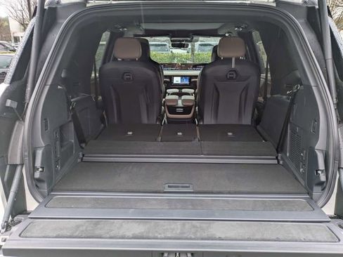 New 2026 Lincoln Navigator Black Label AWD/4WD image 8