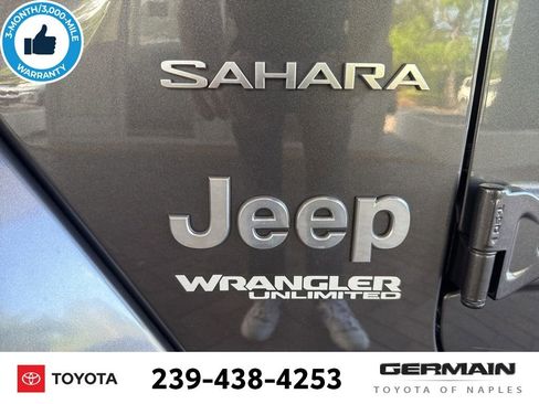 Used 2021 Jeep Wrangler Unlimited Sahara AWD/4WD image 5
