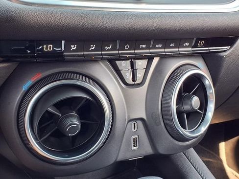 Used 2021 Chevrolet Blazer LT image 11