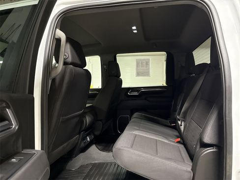 Used 2025 Chevrolet Silverado 2500 LT w/ Safety Package image 23