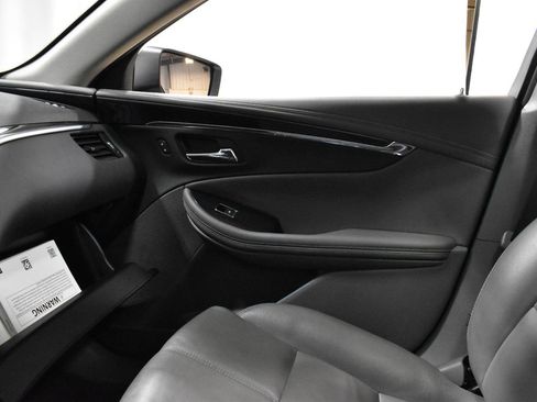 Used 2019 Chevrolet Impala LT image 21