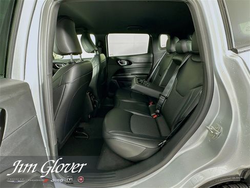 New 2026 Jeep Compass Latitude image 16