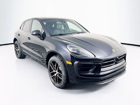 New 2026 Porsche Macan S image 7