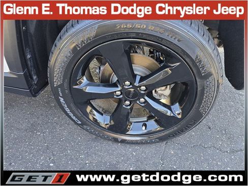 Certified 2023 Jeep Grand Cherokee Limited w/ Luxury Tech Group II AWD/4WD image 36