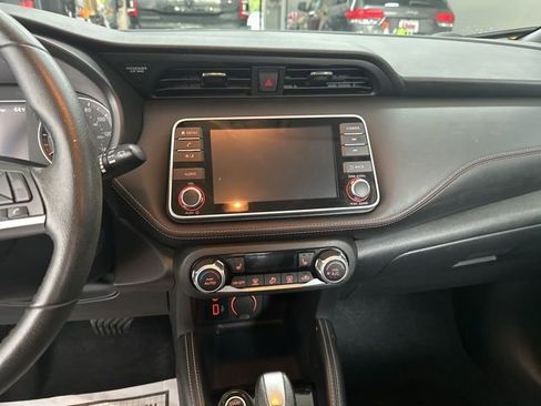 Used 2020 Nissan Kicks SR w/ SR Premium Package FWD image 12
