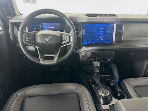 Used 2024 Ford Bronco Black Diamond AWD/4WD image 21