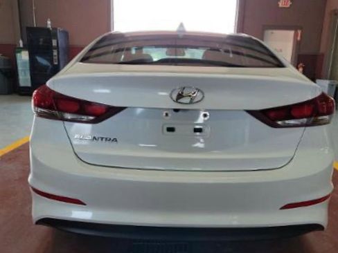Used 2018 Hyundai Elantra Value Edition w/ Cargo Package image 9