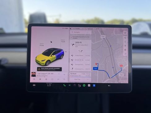 Used 2021 Tesla Model Y 2WD image 19