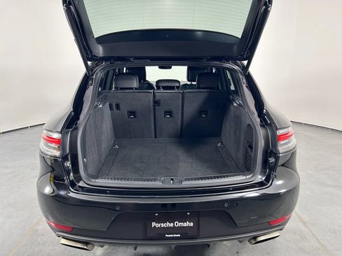 Used 2020 Porsche Macan w/ Driver Memory Package AWD/4WD image 29
