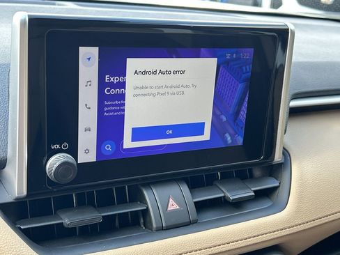 Used 2024 Toyota RAV4 LE image 19