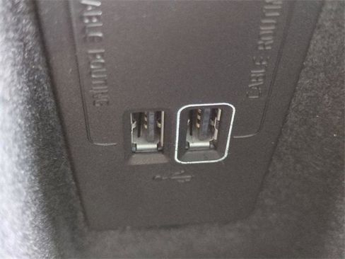 Used 2018 Volvo XC60 T6 Inscription w/ Luxury Seat Package image 19