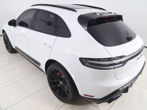 Used 2023 Porsche Macan GTS w/ GTS Sport Package AWD/4WD image 31