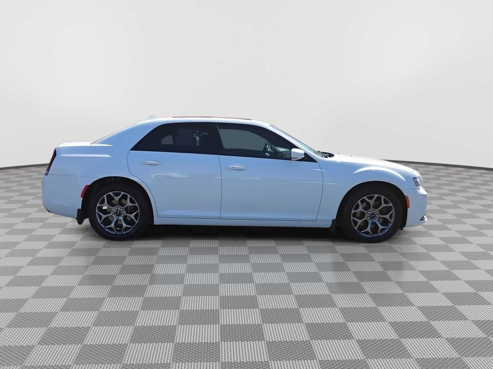 Used 2017 Chrysler 300 S w/ 300S Premium Group AWD/4WD image 9