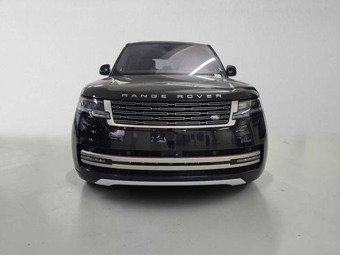 Used 2023 Land Rover Range Rover SE AWD/4WD image 8