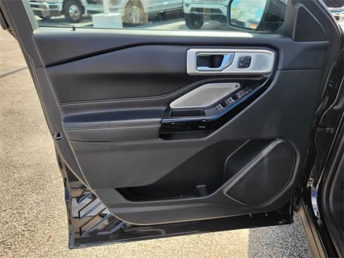 Certified 2022 Ford Explorer ST w/ Equipment Group 401A image 16