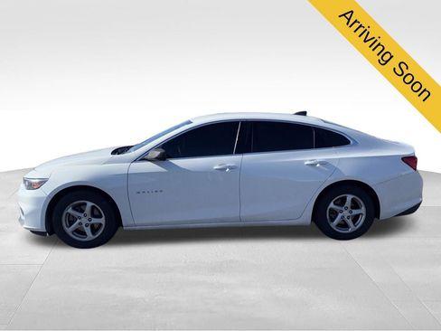 Used 2016 Chevrolet Malibu LS FWD image 1