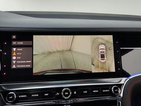 Used 2021 Bentley Flying Spur W12 AWD/4WD image 34