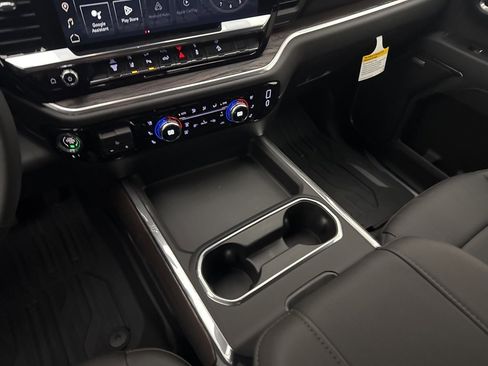 New 2026 GMC Sierra 2500 SLT w/ SLT Premium Package image 19