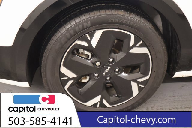Used 2023 Kia Niro Wind w/ Wind Preserve Package FWD image 8