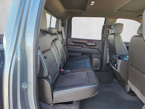 Used 2024 GMC Sierra 2500 Denali w/ Technology Package image 19