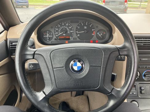 Used 1998 BMW Z3 1.9 RWD image 17