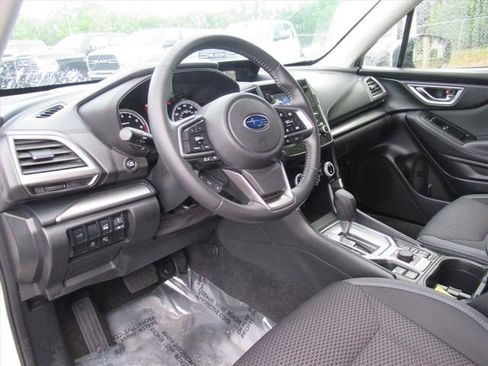 Used 2020 Subaru Forester Premium AWD/4WD image 15