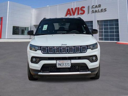 Used 2025 Jeep Compass Limited AWD/4WD image 2