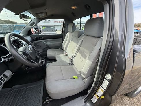Used 2013 Toyota Tacoma 2WD Regular Cab image 9