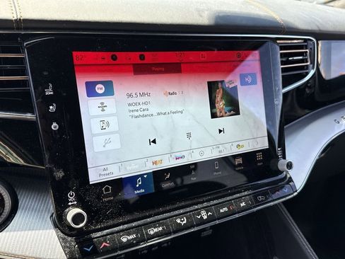 Used 2023 Jeep Grand Wagoneer Series III image 23