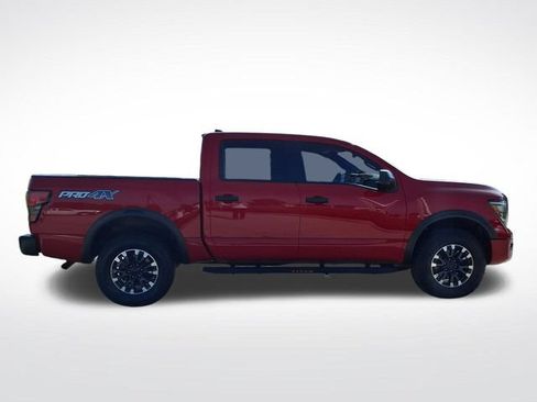Used 2023 Nissan Titan PRO-4X AWD/4WD image 10