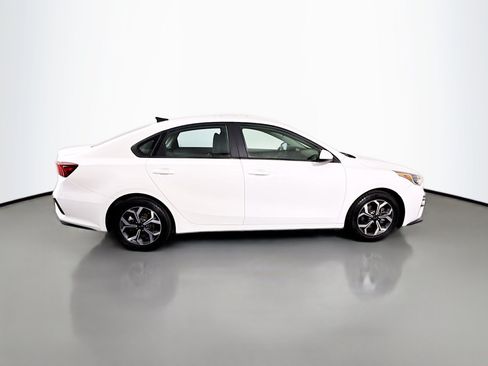Used 2021 Kia Forte LXS FWD image 11