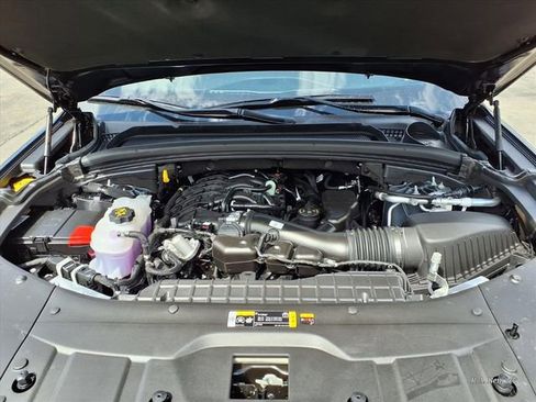 New 2025 Jeep Grand Cherokee L Laredo w/ Luxury Tech Group I image 9