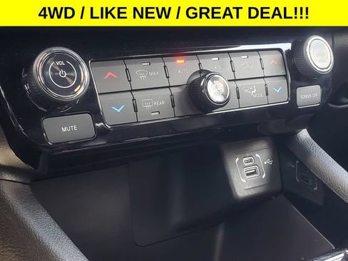 Used 2026 Jeep Compass Trailhawk AWD/4WD image 23