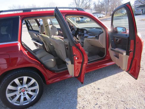 Used 2011 Mercedes-Benz GLK 350 4MATIC image 12
