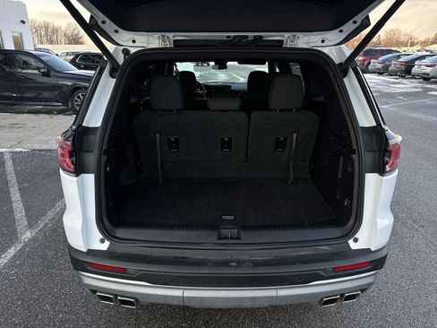 Certified 2025 GMC Acadia Elevation image 26