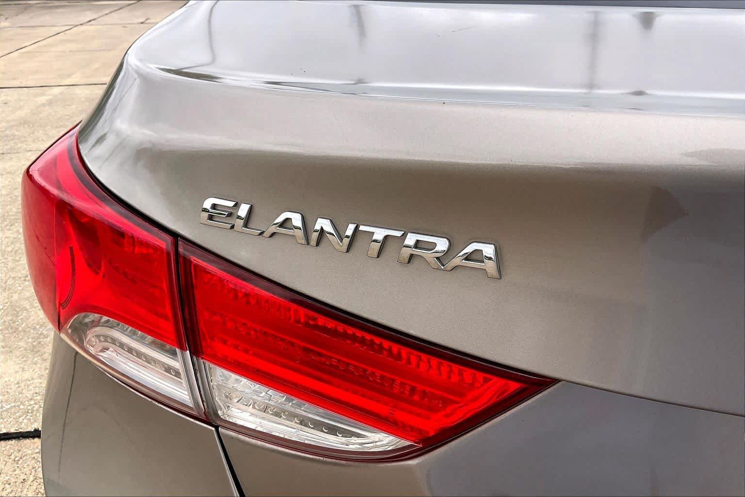Used 2013 Hyundai Elantra GLS FWD image 7