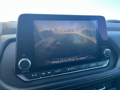 Used 2024 Chevrolet Malibu LT image 22