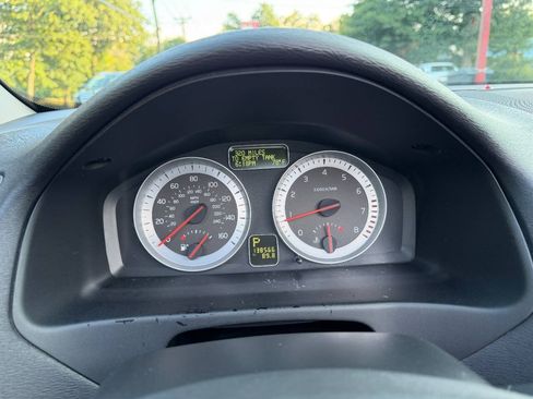 Used 2013 Volvo C70 T5 FWD image 25
